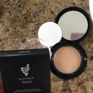 Younique Touch Mineral Foundation (poplin)